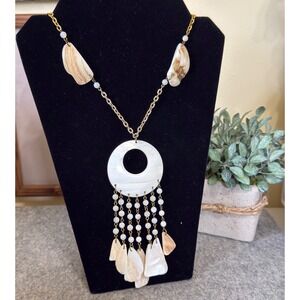 Vintage Sea Shell Tassel Statement Necklace Gold Tone Boho Coastal 25 Inch